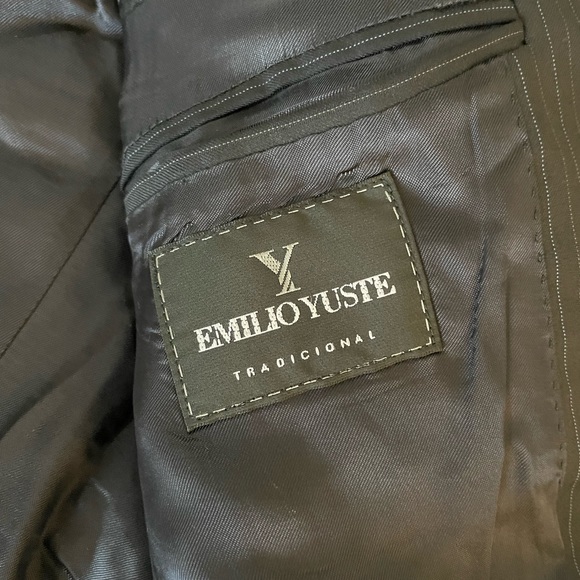 EMILIO YUSTE Pinstriped Flat Front Notch Lapel Wool Suit in Charcoal Size 48 R - Picture 9 of 12